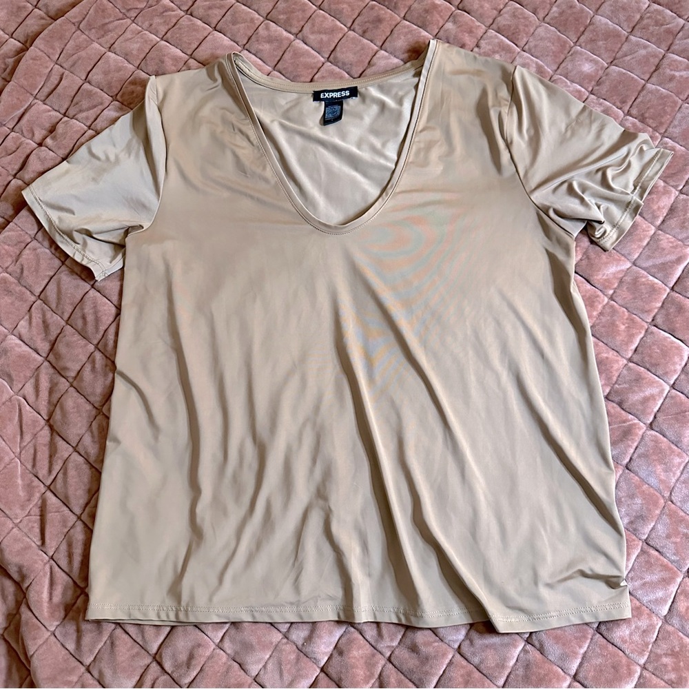 Tan express silky tee